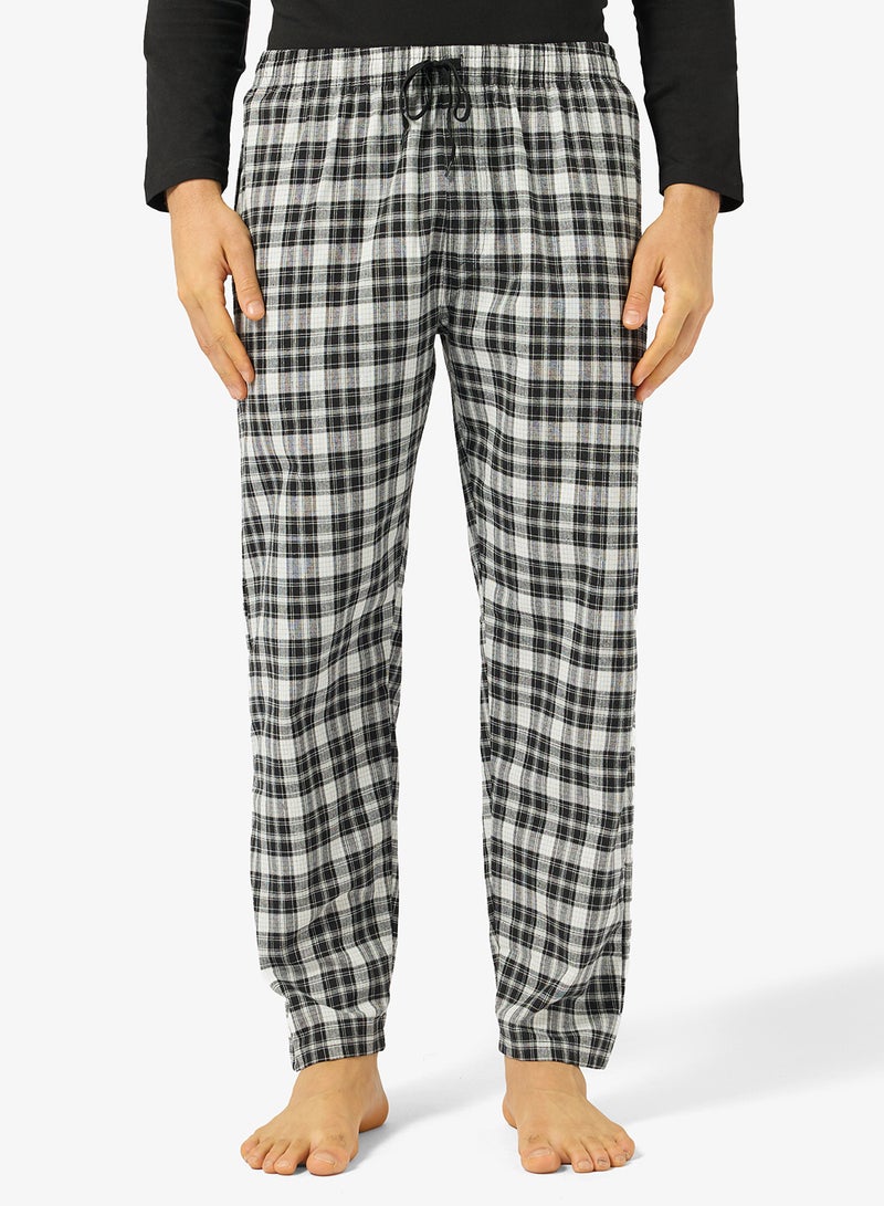 Seventy Five Printed Long Sleeve T-Shirt And Checked Pyjamas Set - Image 4